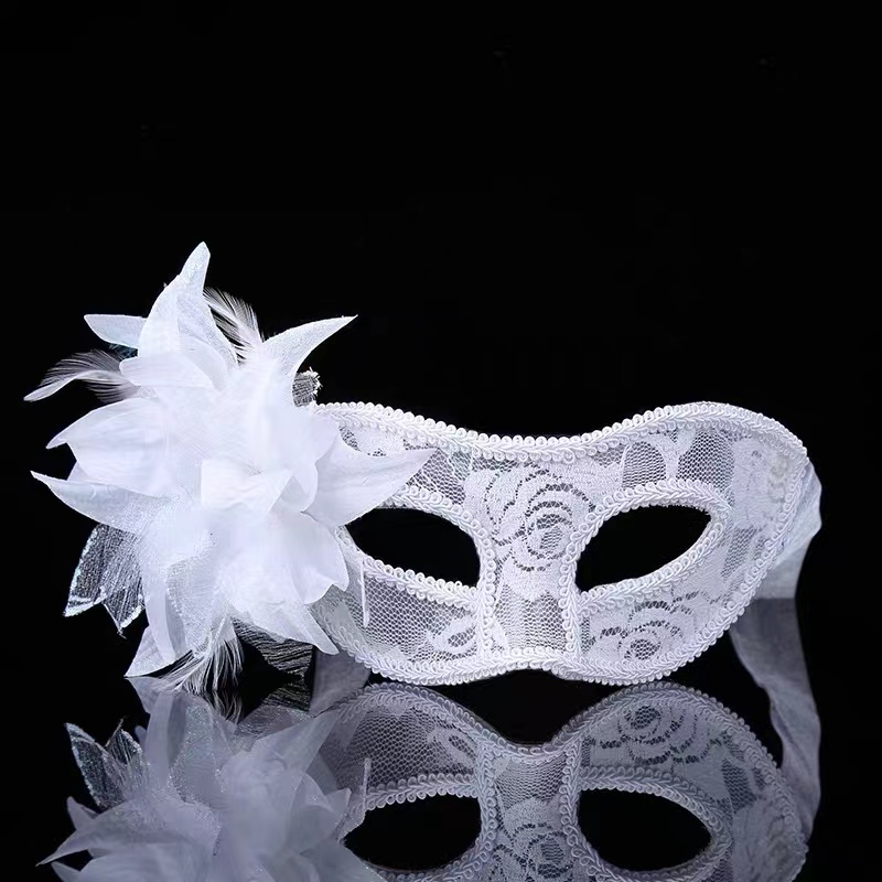 Flower High-End Makeup Ball Ma - огляд і ціна Women'S Accessories